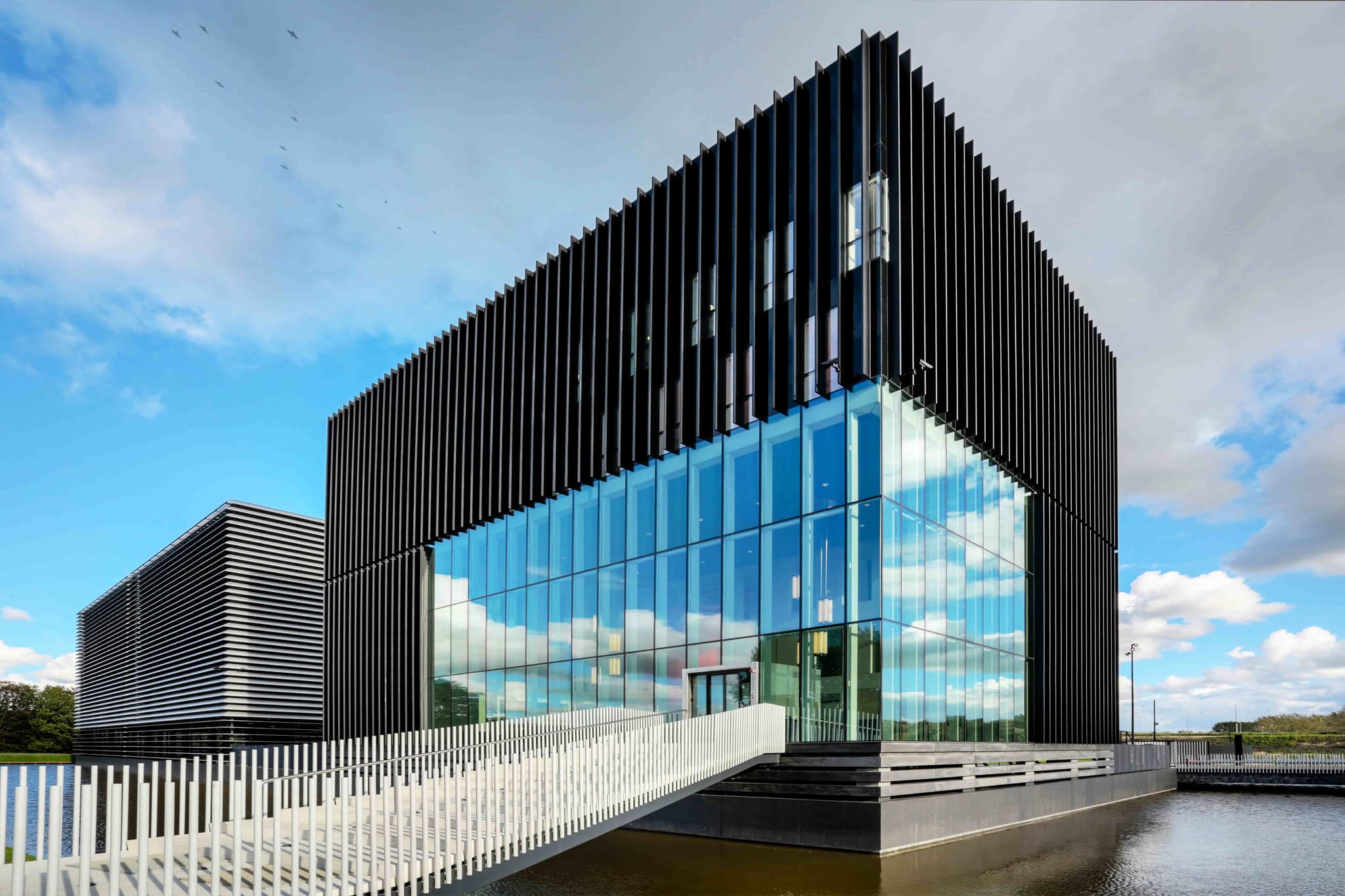 Equinix