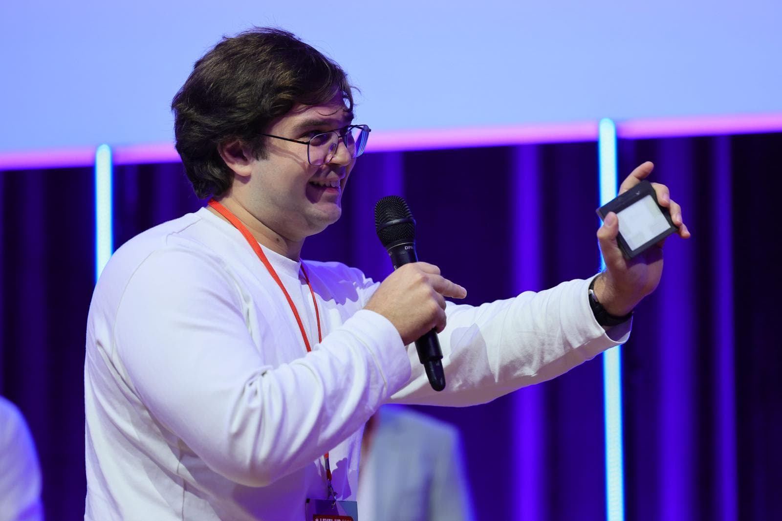 Dr. Mert O. Astam, Haptontech © Bram Saeys