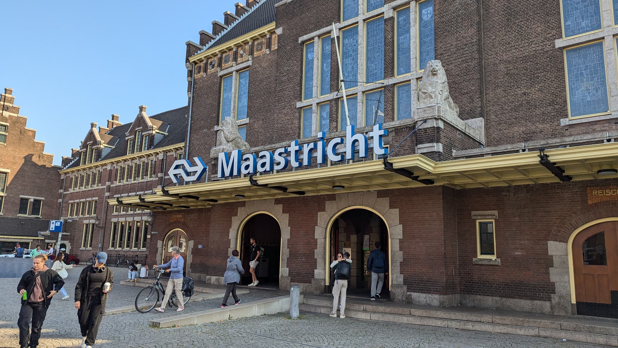 Maastricht station