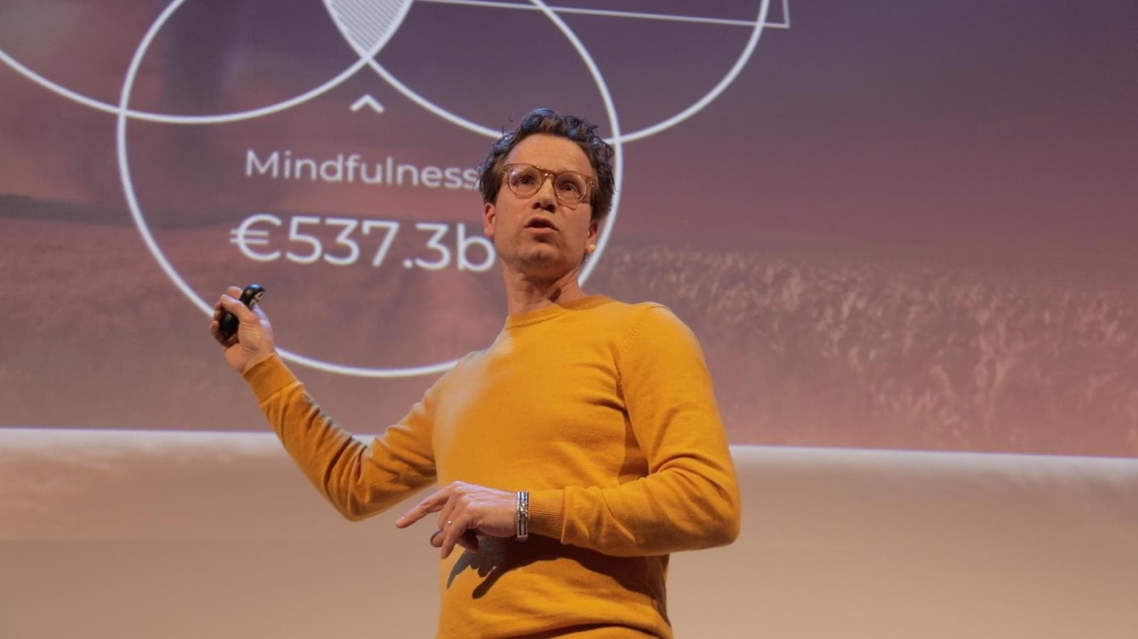 Han Dirkx, medeoprichter Alphabeats