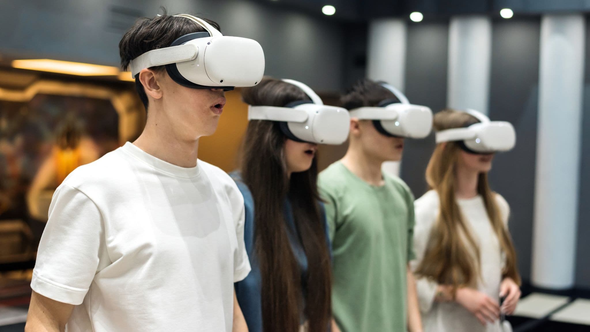 VR