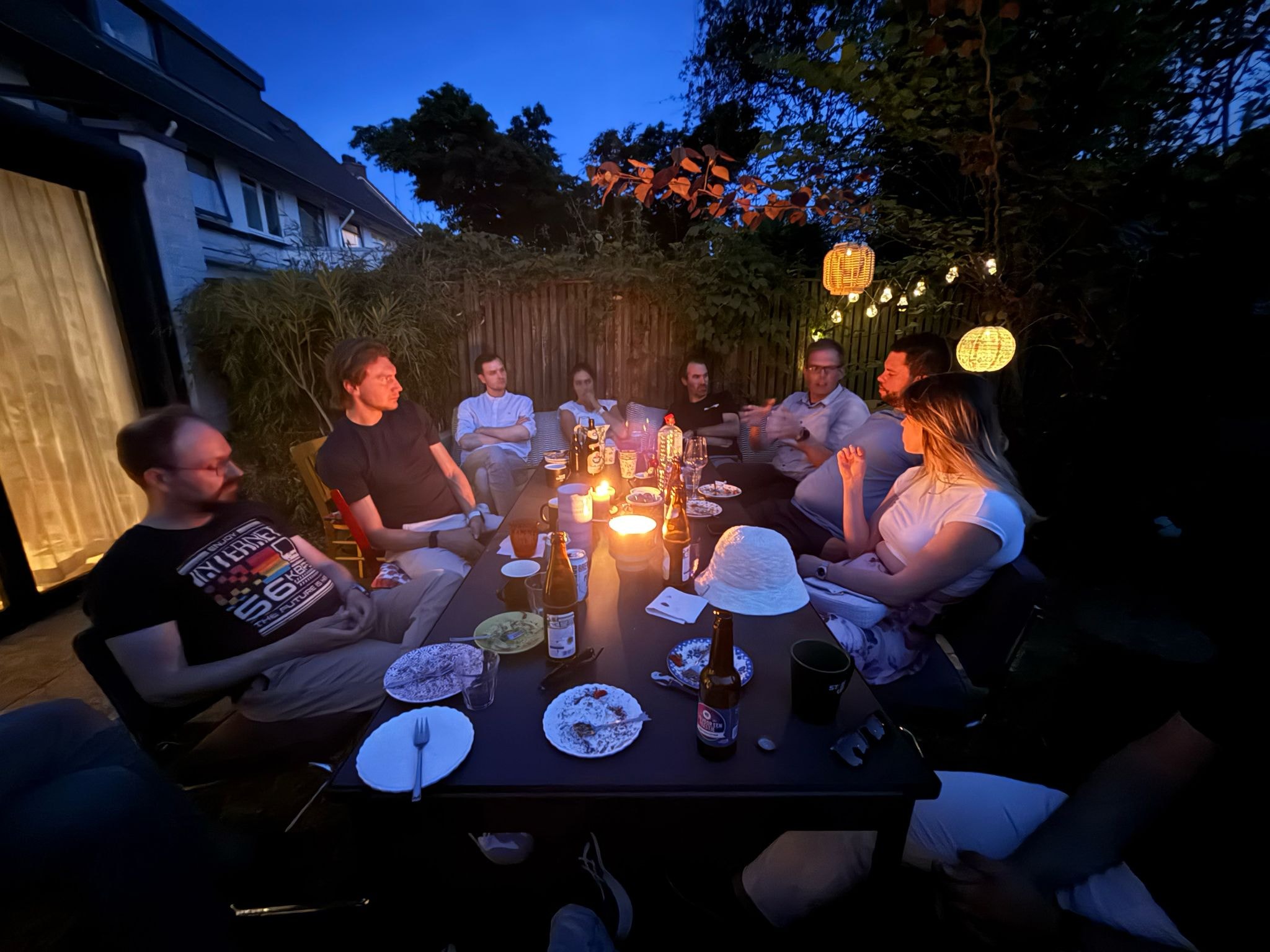 startup founders eating spaghetti