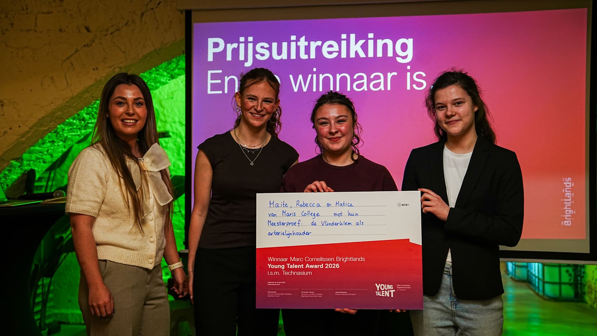 Maite van Gils, Rebecca Newman en Hatice Kapan uit Den Haag als winnaar