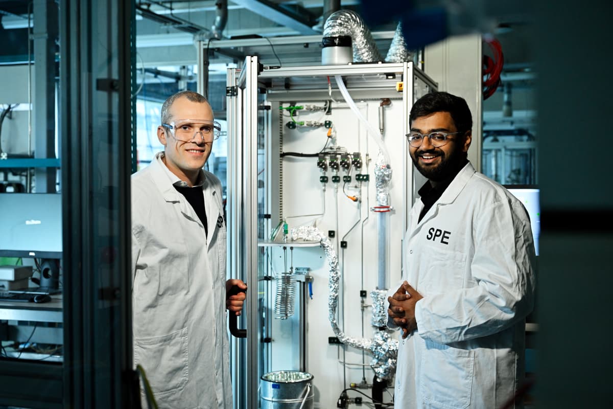 Links: Coen van den Brand. Rechts: Vishal Venkatarangan. Credits: Bart van Overbeeke.