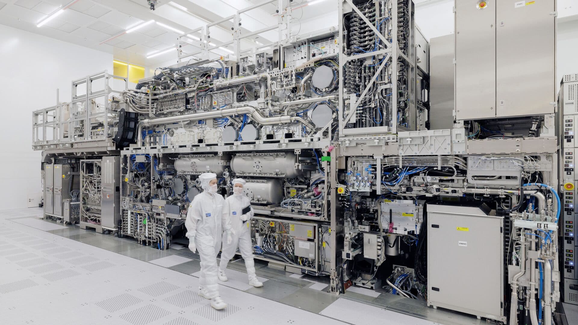 © ASML