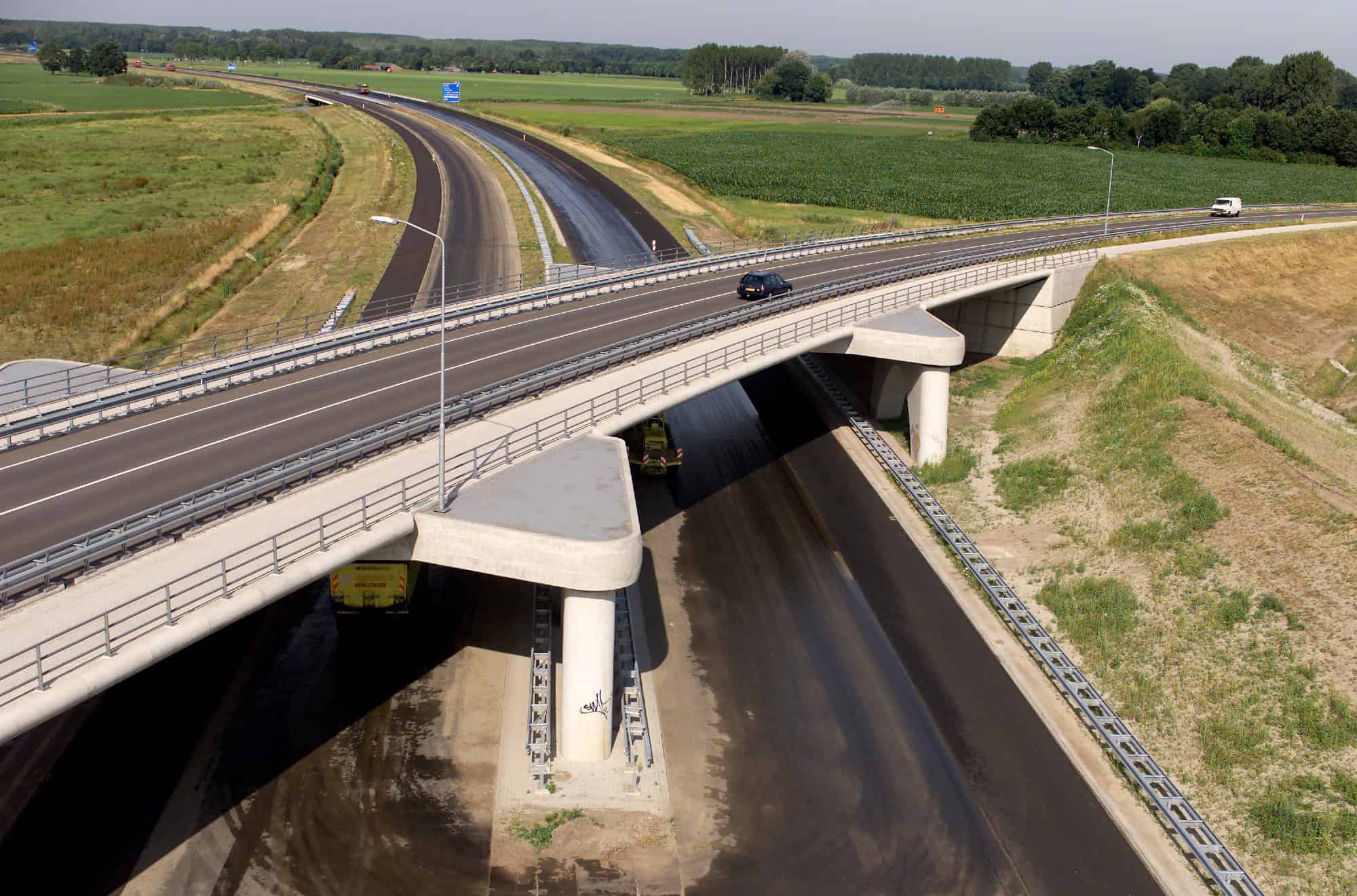 Dutch infrastructure under pressure. Rijkswaterstaat director: Urgent ...
